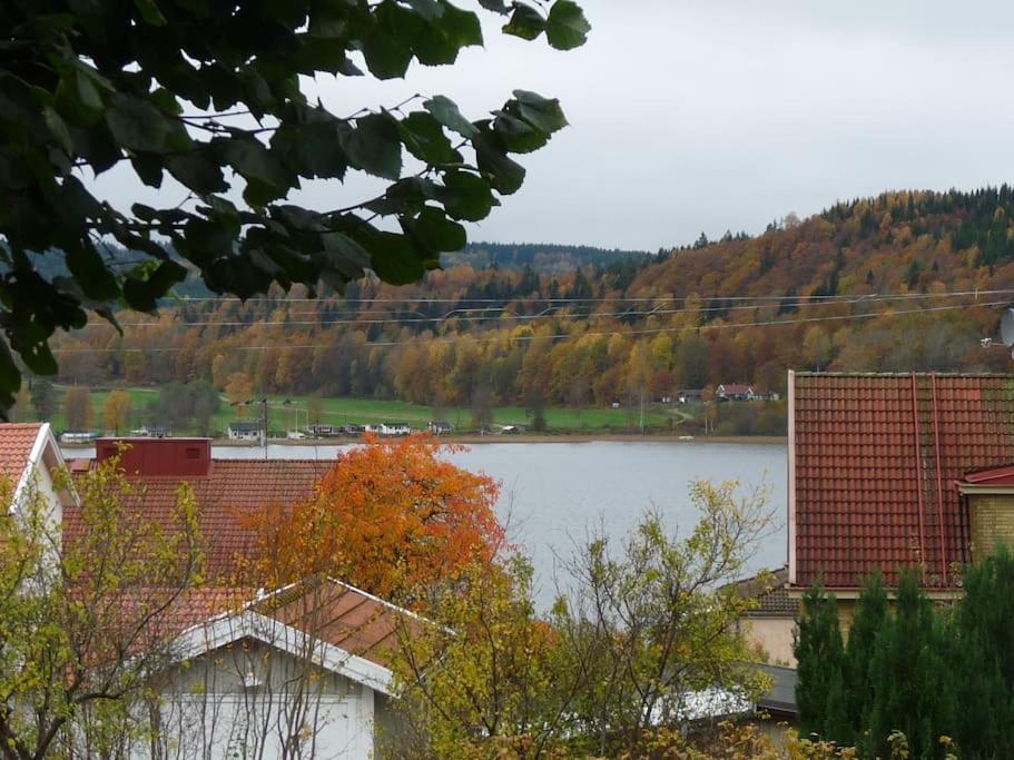 Ekhult Apartments - Ground Floor - Garden And Lake View Ulricehamn Exteriör bild
