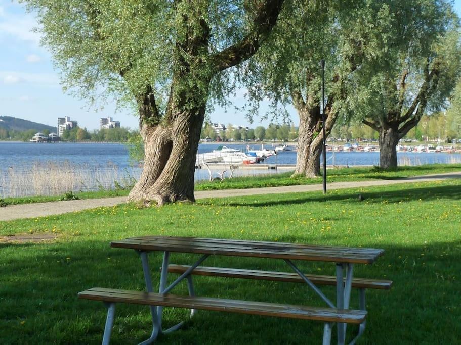 Ekhult Apartments - Ground Floor - Garden And Lake View Ulricehamn Exteriör bild